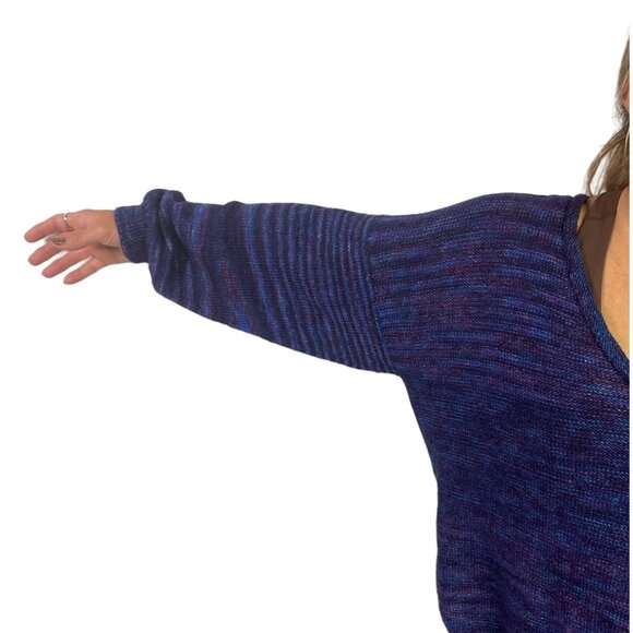 Hand Knit off shoulder Sweater V-Neck Long Sleeve Purple & Blue Size L handmade - Picture 4 of 6